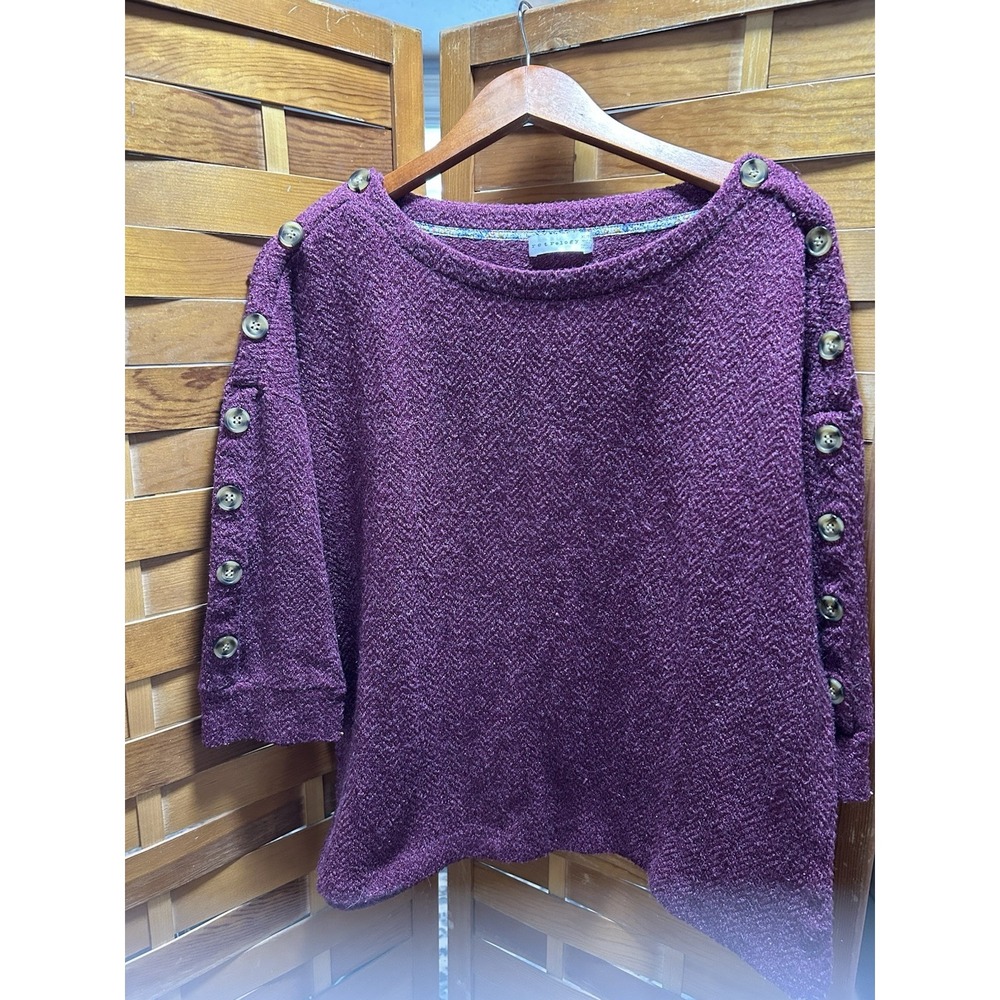 Tetralogy Top Purple Buttons Down The Sleeves Size XL‎